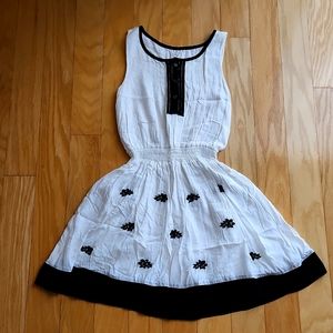 Black and White Girl's Summer Dress Size 10 by Ella Moss